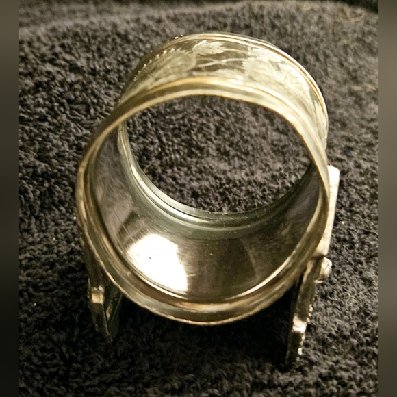 Vintage Victorian Fugural Antique Silver Napkin Ring Bull Dog in Doghouse Floral - Picture 7 of 7